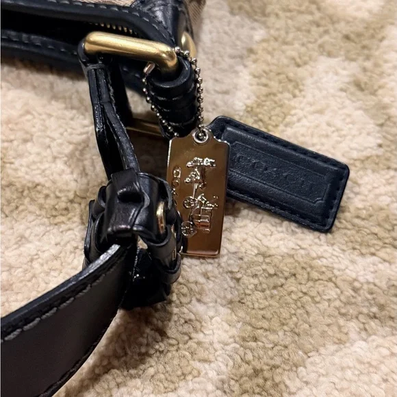 Coach Vintage Signature C Brown Tan Bleecker Hobo Bag - Picture 10 of 16